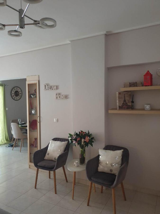 Modern 2Br City Flat 10Min From The Beach アテネ エクステリア 写真